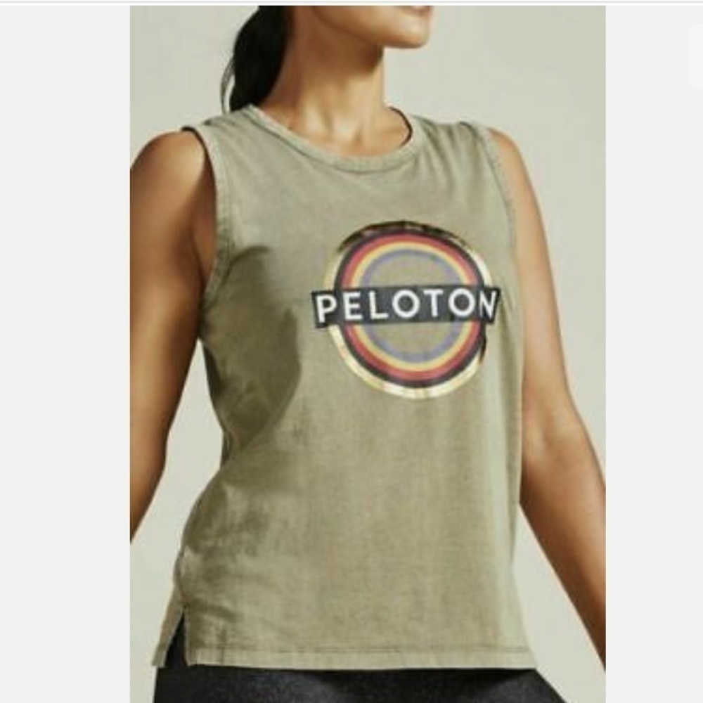 NWT Peloton Tank Olive Logo Size 1X Muscle Side Slit